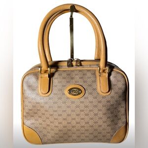 Authentic Gucci Vintage Micro GG handbag!!